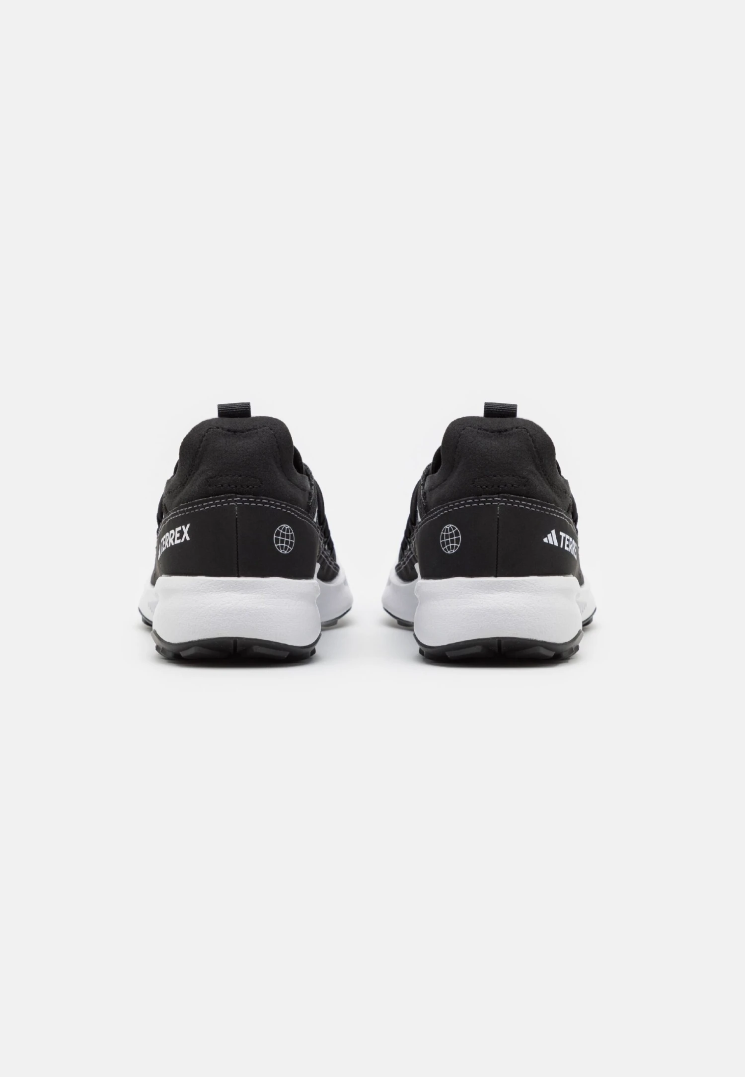 ADIDAS PERFORMANCE Terrex Voyager 21 Heat.Rdy Unisex - Zapatillas De Senderismo - Core Black/Footwear White/Grey Five 3 ADIDAS PERFORMANCE Terrex Voyager 21 Heat.Rdy Unisex - Zapatillas De Senderismo - Core Black/Footwear White/Grey Five - Imagen 3