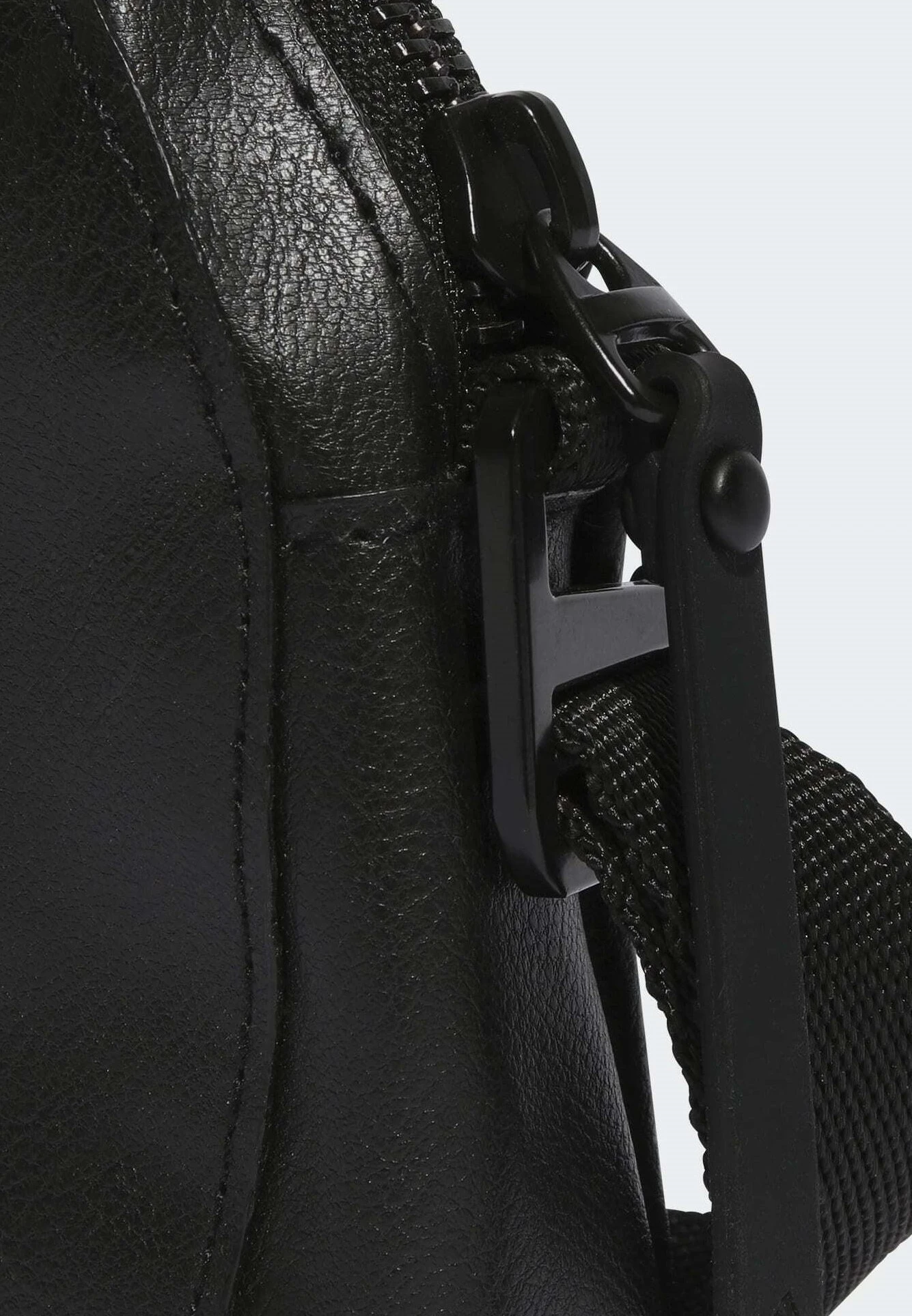 ADIDAS PERFORMANCE Back To School Small- Bandolera - Black White 4 ADIDAS PERFORMANCE Back To School Small- Bandolera - Black White - Imagen 4