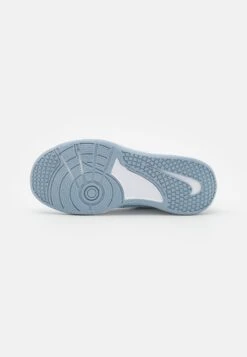 Nike Performance Omni Multi Court Unisex - Zapatillas De Running Neutras - Summit White/Cobalt Bliss/White -ADIDAS PERFORMANCE Ventas c01d2a75e99749328d1e8892bcf04dff