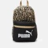 Puma Phase Small Backpack Unisex - Bolsa De Deporte - Black/Sand Dune -ADIDAS PERFORMANCE Ventas c8e73a46b9c64970a4b361d346a34dcb
