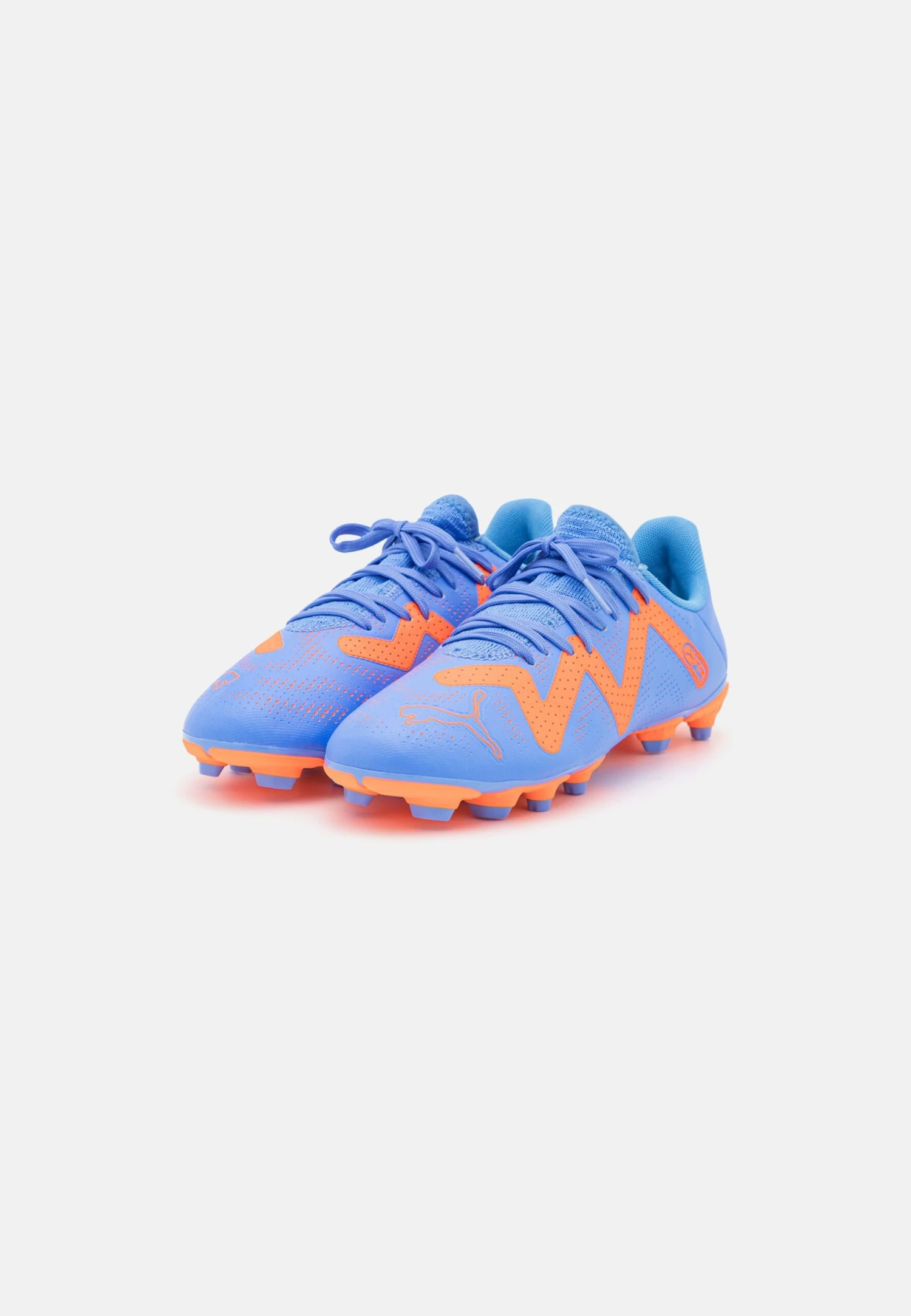 Puma Future Play Fg/Ag Jr Unisex - Botas De Fútbol Con Tacos - Blue Glimmer/White/Ultra Orange 2 Puma Future Play Fg/Ag Jr Unisex - Botas De Fútbol Con Tacos - Blue Glimmer/White/Ultra Orange - Imagen 2