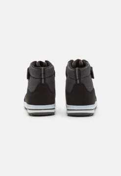 Reimatec Shoes Keveni Unisex - Zapatillas De Senderismo - Black 8 Reimatec Shoes Keveni Unisex - Zapatillas De Senderismo - Black -ADIDAS PERFORMANCE Ventas ff64b3d064af4662aeae20617f070183